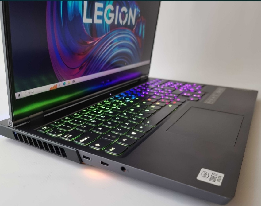 Ноутбук Lenovo Legion 7I I7 10875 H/ RTX 2070/RAM 16GB/SSD 512Gb/144Hz Киев - изображение 2