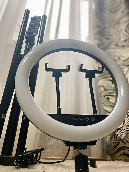 Кільцева LED лампа 26 см з тримачем для телефону, гнучкою ніжкою, регулюванням світла та пультом керування Одеса - фото 6
