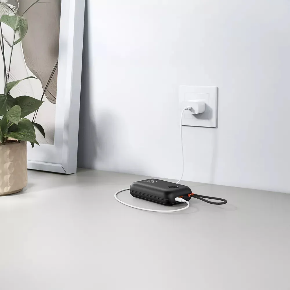 Зовнішній акумулятор VEGER Built-In 2 cables Ultra Mini 30000mAh Киев - изображение 10