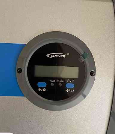 Преобразователь напряжения EPEVER IP2000-12-PLUS 12В. Харьков