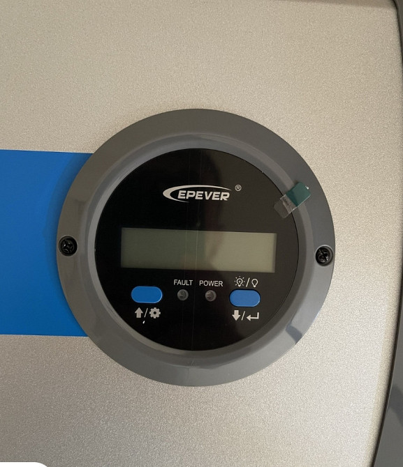 Преобразователь напряжения EPEVER IP2000-12-PLUS 12В. Харьков - изображение 4