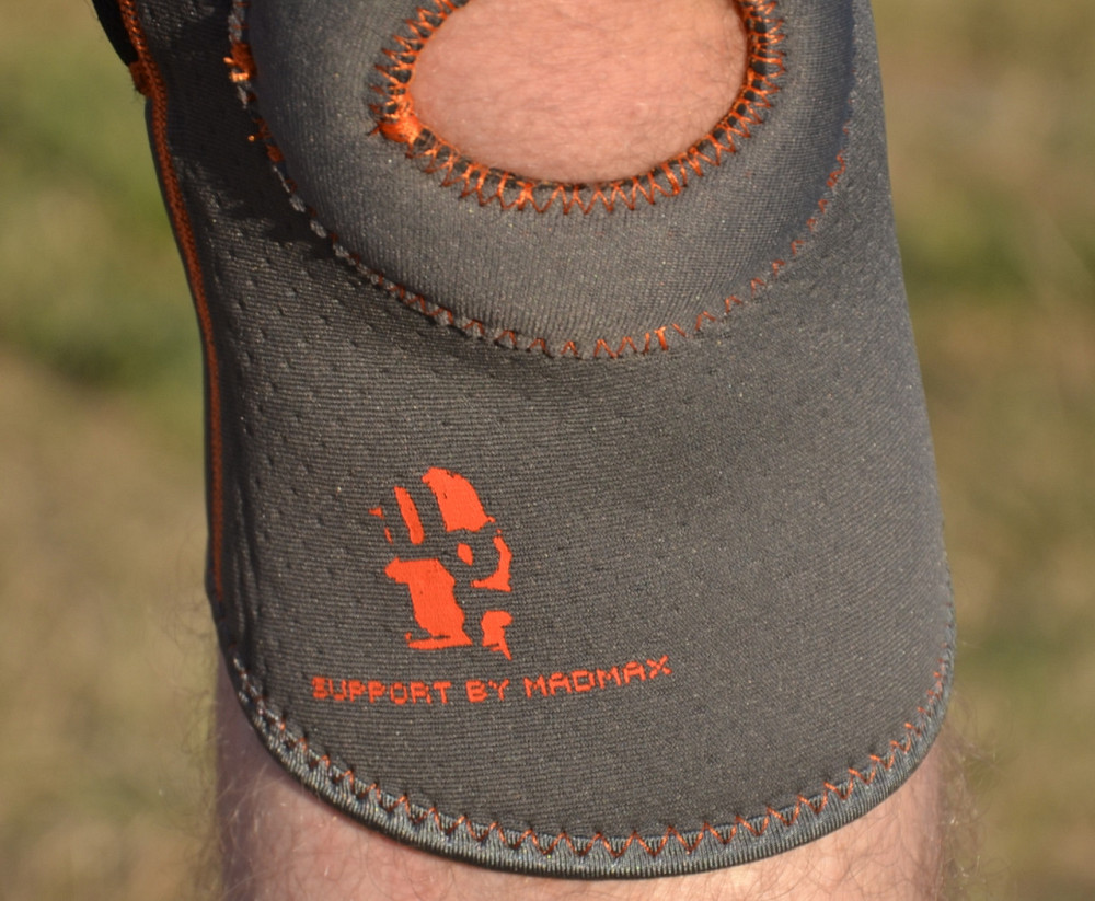 Наколінник MadMax MFA-297 Knee Support with Patella Stabilizer Dark Grey/Orange XL Київ - фото 8