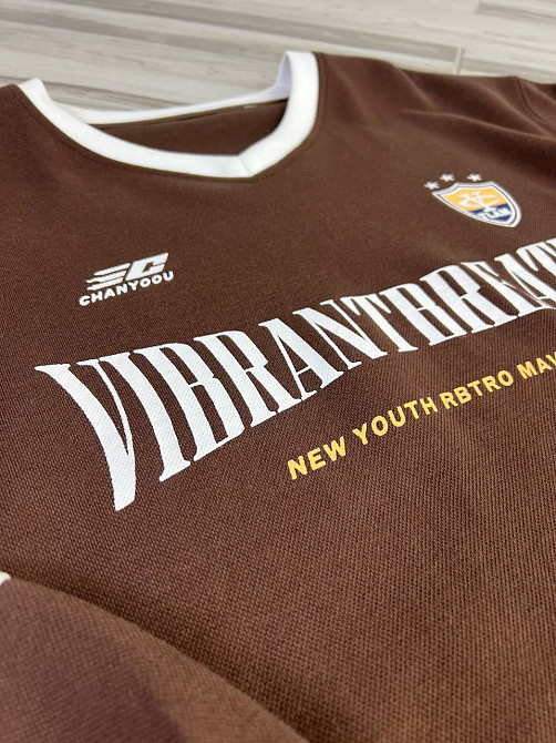 Свитшот женский A-N 25047 оверсайз вырез поло с надписью впереди one size коричневый, коричневый, one size Киев - изображение 20