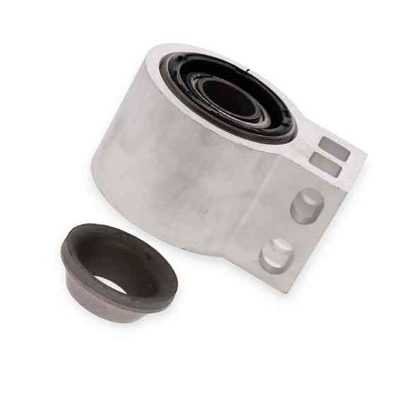 Сайлентблок переднього Opel Insignia A (08-17) задній із втулкою важеля Мукачево