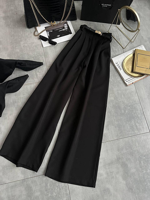 Женские универсальные базовые брюки палаццо костюмка Черный, 46/48 Одесса - изображение 1