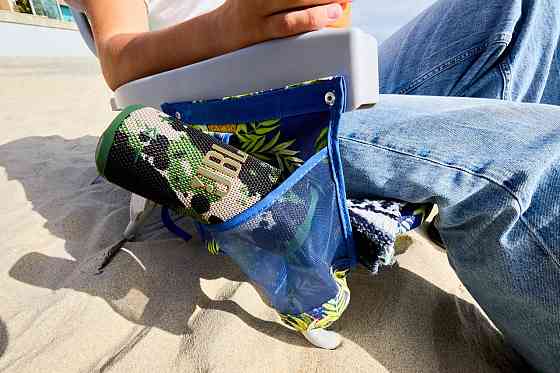 Портативна акустика JBL Grip Squad (JBLGRIPSQUAD) (7163529) Київ