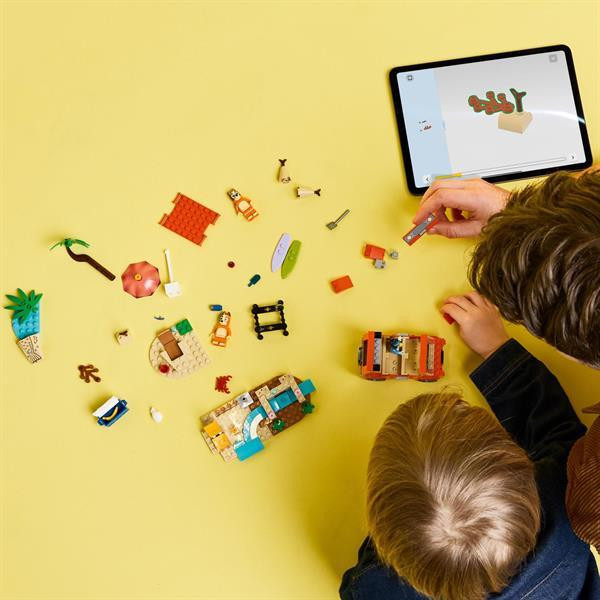 Конструктор LEGO Bluey Пляж і сімейна поїздка на автомобілі Блуї 133 деталі (11202) Харків - фото 8