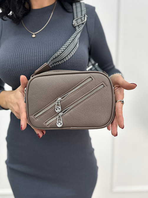 Маленькая женская сумочка с молниями Look Киев - изображение 3