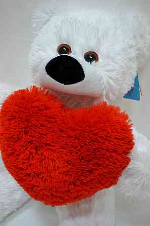 Плюшевый мишка Алина 45 см белый с сердцем 15 см Киев