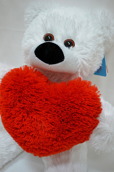 Плюшевый мишка Алина 45 см белый с сердцем 15 см Киев - изображение 2