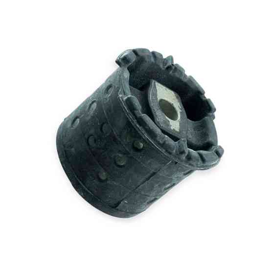 Втулка балки БМВ X5 (E53) задней Мукачево