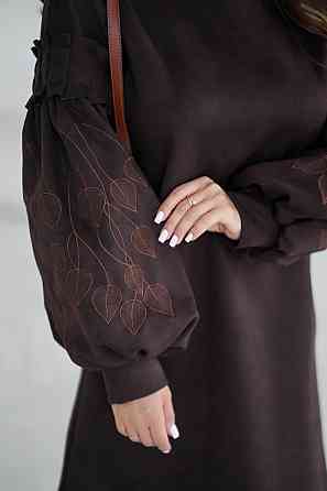 Женское замшевое платье с вышивкой 50-52, Шоколад Одеса