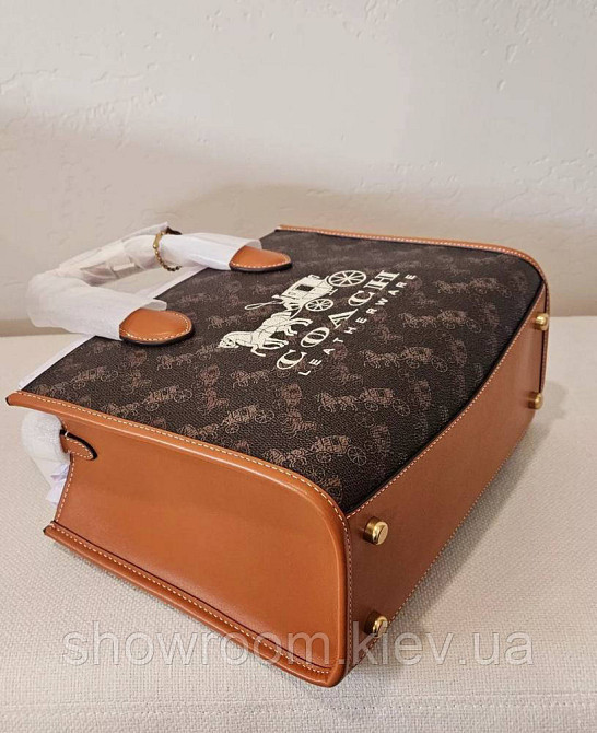 Жіноча сумка середніх розмірів Coach Ace коричнева Київ - фото 3
