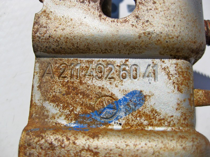 Mercedes-Benz  A2114926041 Тримач задньої випускної труби до заднього мосту зліва E-Class W211 CLS C219 Одеса - фото 3