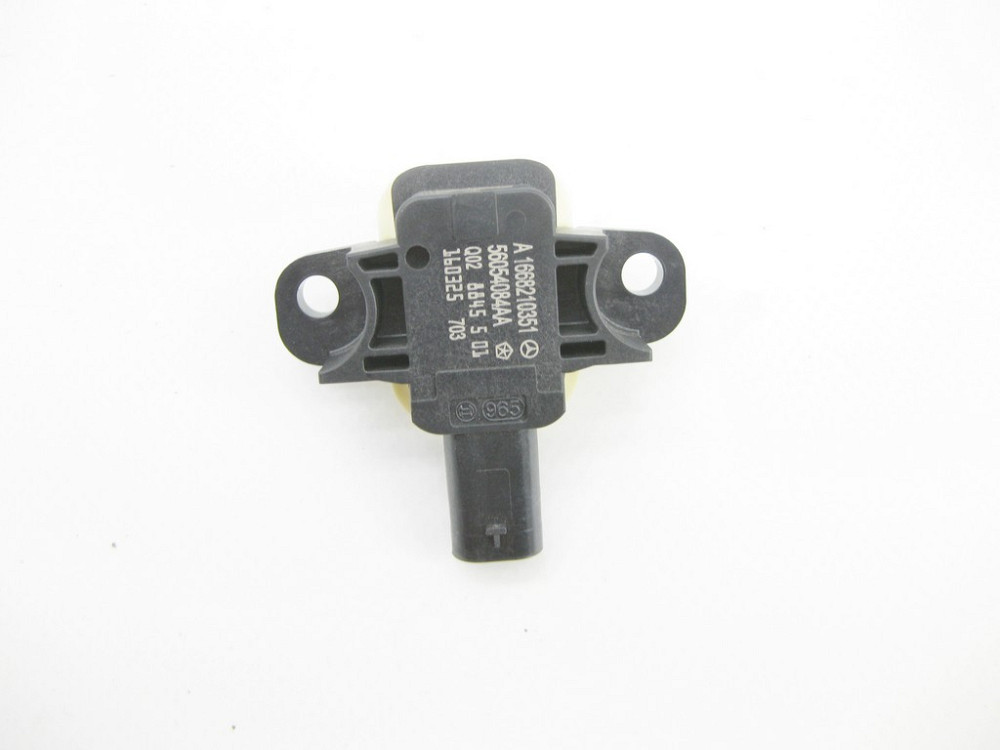 Mercedes-Benz  A1668210351 Датчик тиску дверей G-class W463 ML/GLE W166 GLE Coupe C292 CLA C117 GLA X156 A-class W176 B-class W242 B-class W246 V-clas Одесса - изображение 1