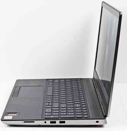 Dell Precision 7550 Core i7-10850H/ RAM 32 Gb/ SSD 512 Gb/ 15,6