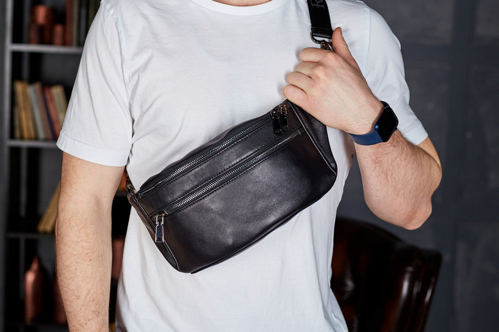 Сумка на пояс чоловіча бананка шкіряна поясна з натуральної шкіри чорна Київ - фото 10