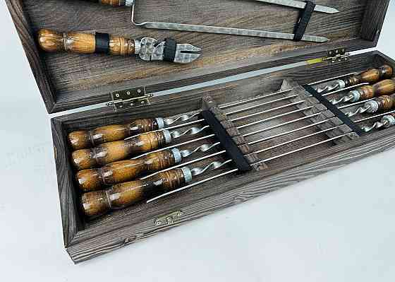 Подарунковий набір шампурів в дерев'яному кейсі для пікніка КІЗЛЯР, ручної роботи (шампура і аксесуари) HAPPY DAYS Тернопіль