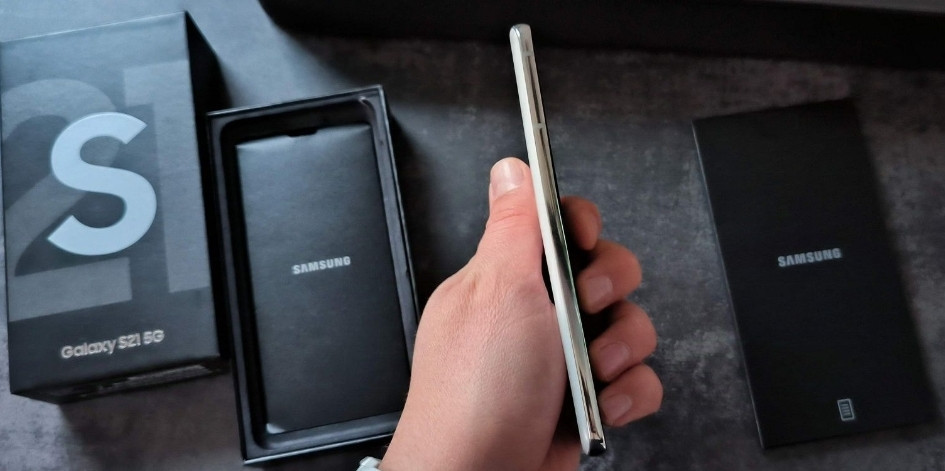 Топовий: Смартфон Samsung S21 8/128Gb. 2SIM. Київ - фото 4