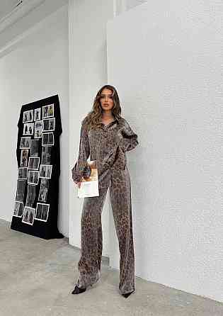 Жіночий легкий прогулянковий леопардовий костюм-двійка: сорочка та штани Моко, 44 Одеса