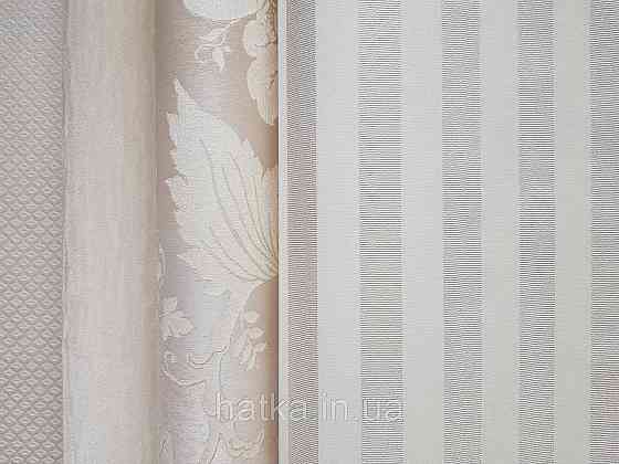 Шпалери вінілові на флізеліні Rasch TrianonXlll 0.53х10 класика структурні смуги кремові зі сріблом на білому Київ