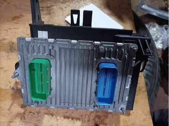 68292105AE Блок ЕСУ компютер Cherokee 16 Коломыя