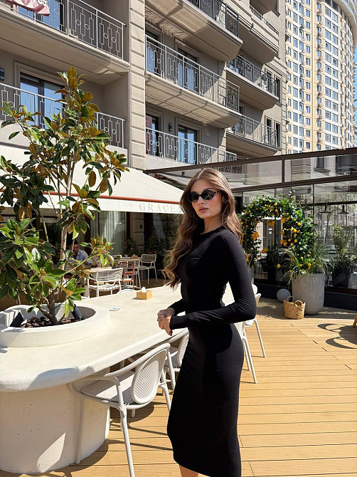 Жіноча стильна елегантна еластична сукня з віскози Одеса - фото 2