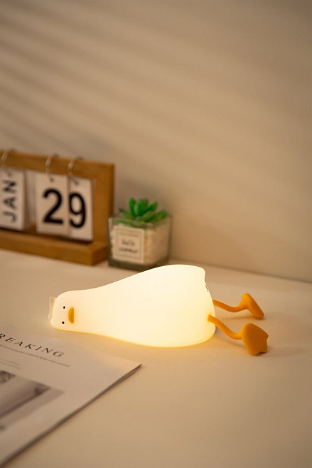 Силіконовий нічник "Лежача качка" з підставкою для телефону Коломия - фото 8