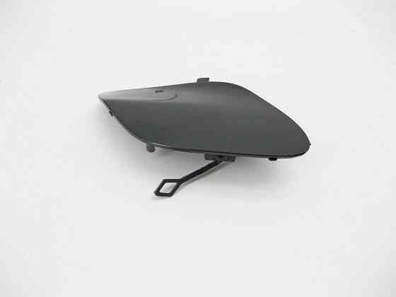 Mercedes-Benz  A2058850724 Нова кришка - заглушка буксирувального гака в передньому бампері C-Class W205 Одесса