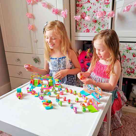 Набір фігурок Коробочка пригод Moji Pops S1 PMP1D612IN00, 2 фігурки, сцена Вінниця