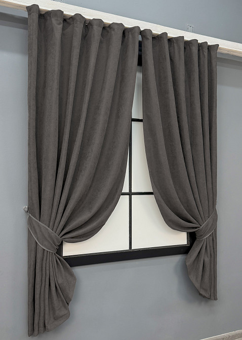 Комплект коротких штор VR-Textil Мікровелюр Petek YL № 1711ш Темно-сірий 130х170 см 2 шт (35-0456) Київ - фото 2