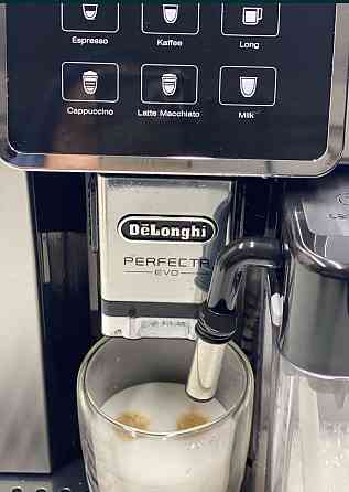 Кавоварка Delonghi Perfecta EVO. Харків