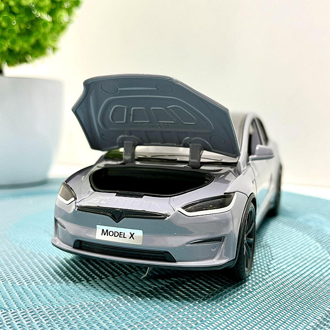 Машина Автосвіт Tesla Model X інерційна відчиняються двері капот багажник 17см Сіра (AP-2004) Чернігів - фото 9