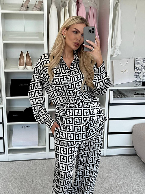 Жіночий легкий принтований костюм двійка: сорочка і штани з хустинкою сатин Одеса - фото 6