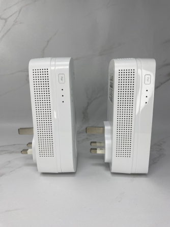 Б/В Комплект гігабітних адаптерів TP-Link Powerline AV1300 з розеткою (TL-PA8030P KIT) Київ