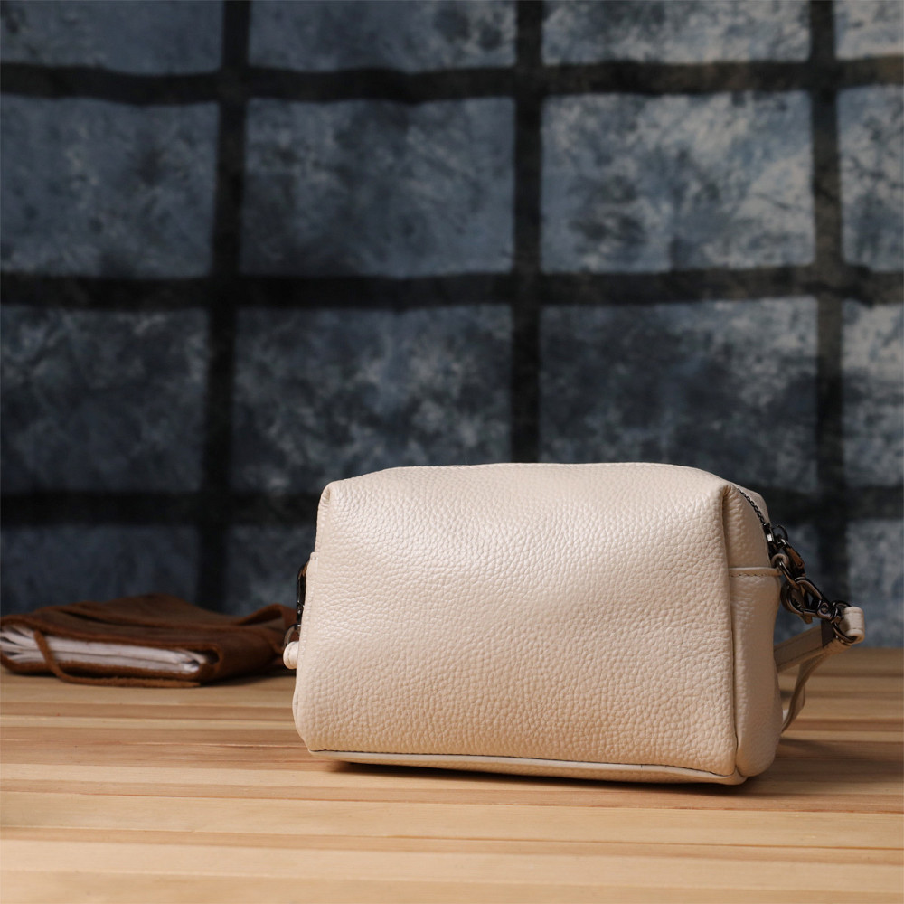 Компактна сумка жіноча з трендовим декором з натуральної шкіри Vintage 22923 Білий Київ - фото 10