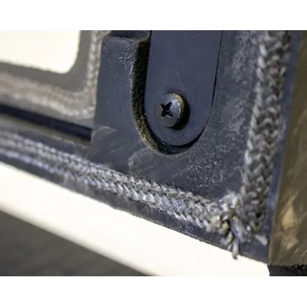 Дверца чугунная топочная каминная 