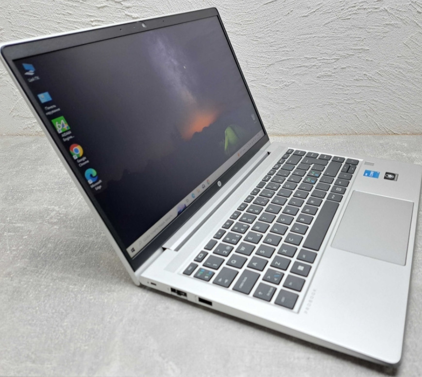 Ноутбук: HP ProBook 440 G9 i3-1215U 8 Gb. RAM SSD 128Gb. 14