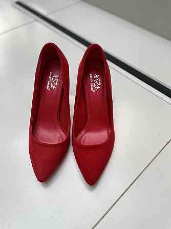 Туфлі жіночі SMALL SWAN червоні еко-замша каблук 9 см (5015-64) 36р.38р.41р. Коломия