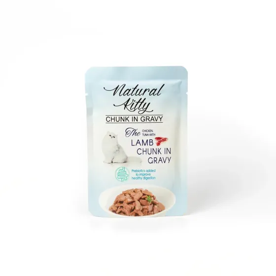 Вологий корм Natural Kitty Chunk in Gravy Chicken, Tuna, Lamb для котів шматочки курки та тунця з легенями ягняти у соусі, 85 г Вінниця