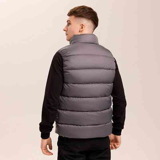 Темно-сіра жилетка для чоловіків з плащівки Pobedov Puffer Київ