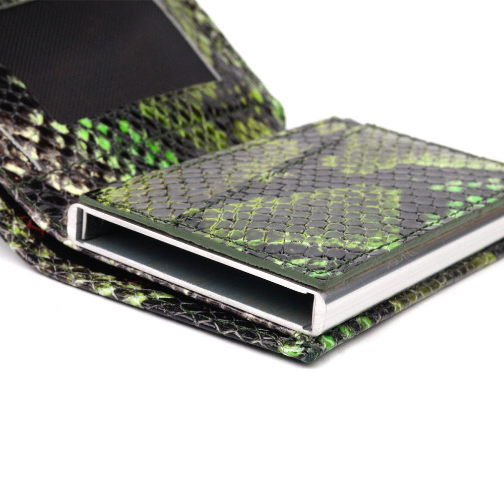 Лакована візитниця з натуральної фактурної шкіри під змію KARYA 20987 Зелений Київ - фото 7