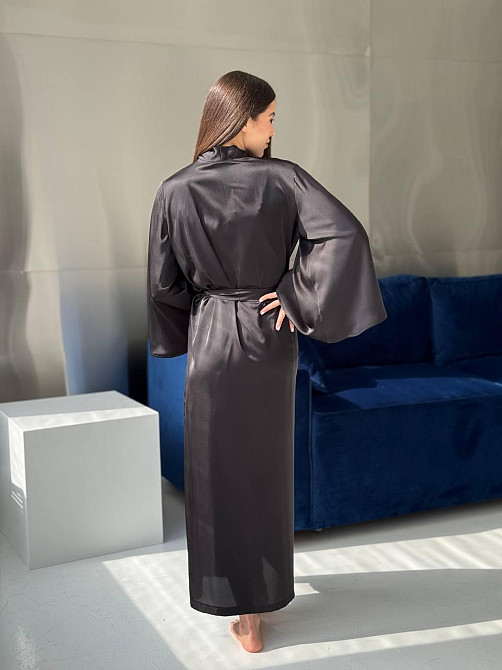 Жіночий довгий шовковий халат Черный XS/M Харьков - изображение 3