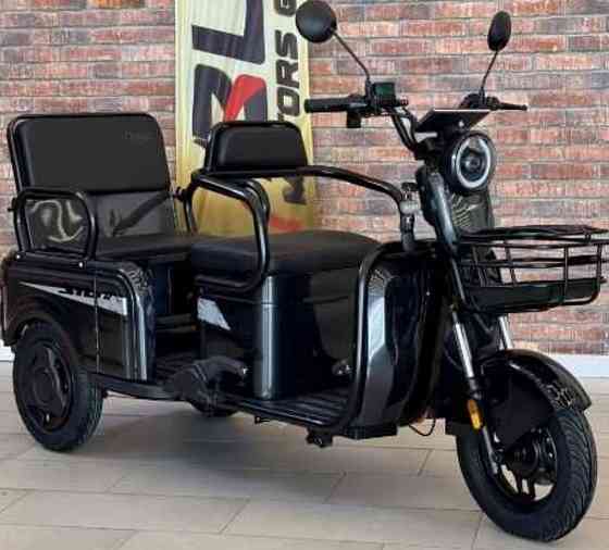 Електричний трицикл Corso SIG-8 1200W 72V/28Ah, 3 місця- Чорний. Харків