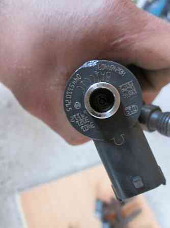 Форсунка Nissan Primastar 2.5 dci 2007-2013 (0445110265) Ковель