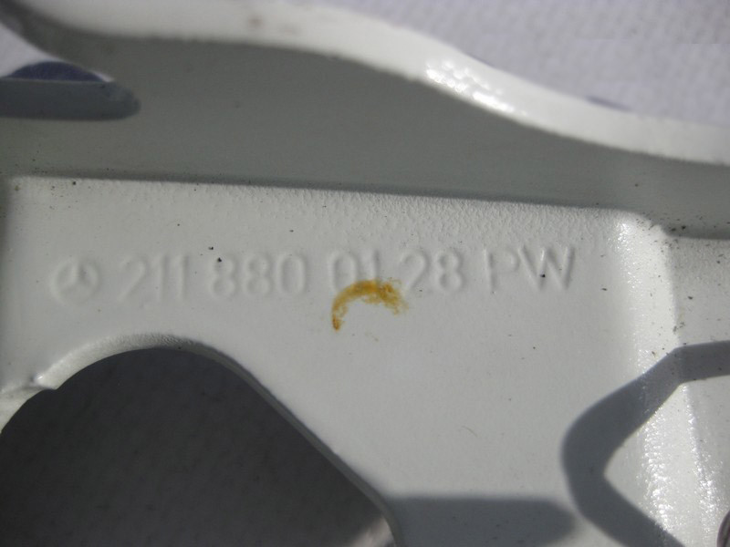 Mercedes-Benz  A2118800228 Петля капота права E-Class W211 S-Class W220 CLS C219 CL C215 Одесса - изображение 3