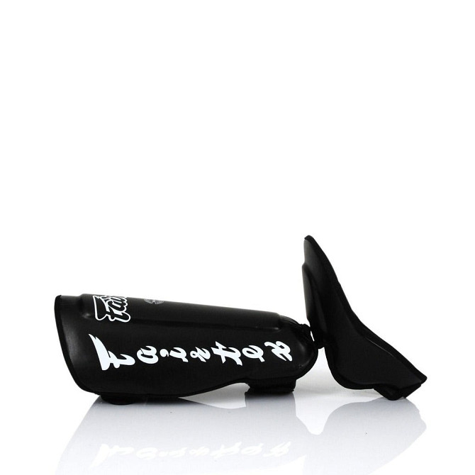 Захист гомілки та стопи Fairtex SP7 Shin Pads Black XL Кам'янське - фото 4