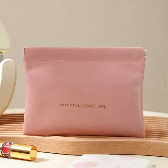 Набор косметичек портативные 2 шт для хранения аксессуаров,футляры для мелочей размер 14х18 и 11х12 см розовые Каменец-Подольский