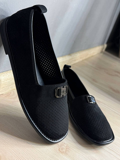 Лоферы женские Meideli 5231-8 перфорированные эко-замша черные, 41, 25,5 см Киев - изображение 4