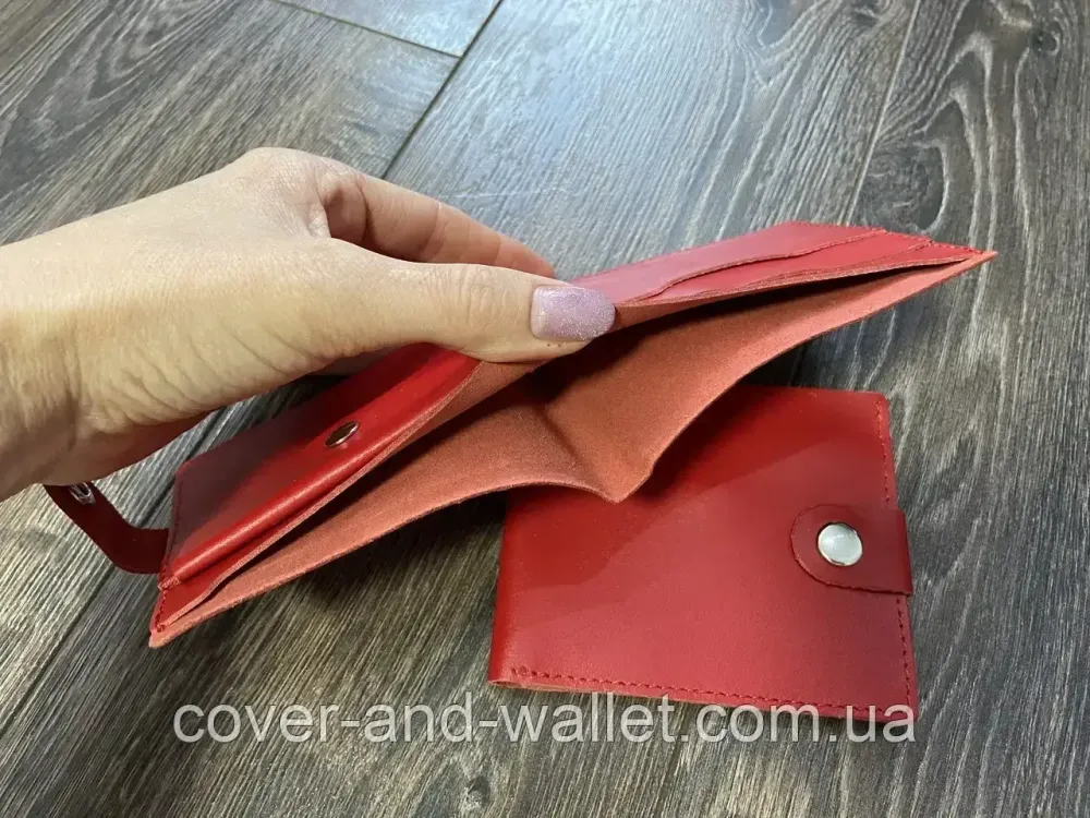 Тонкий кожаный женский мини кошелёк красного цвета ST Leather Киев - изображение 5